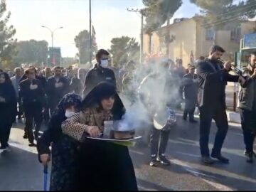 خاکسپاری شهید گمنام ۱۸ ساله عملیات والفجر ۳ در امیریه