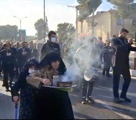 خاکسپاری شهید گمنام ۱۸ ساله عملیات والفجر ۳ در امیریه