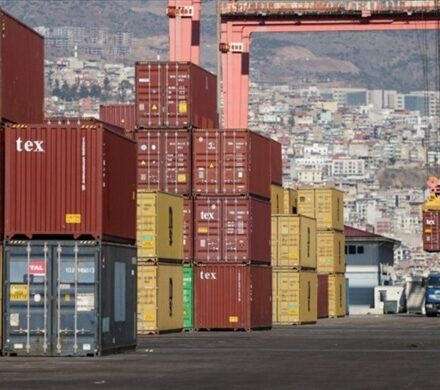 شمس: ۶۰۰ تن خوراک آبزیان از قوچان به کشورهای خارجی صادر می شود