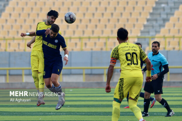 لیگ آزادگان نود ارومیه و پارس جنوبی