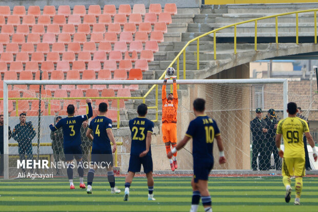 لیگ آزادگان نود ارومیه و پارس جنوبی