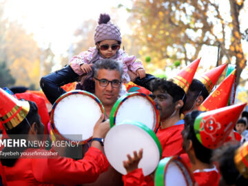 آیین افتتاحیه سی‌اُمین جشنواره بین‌المللی تئاتر کودک و نوجوان همدان