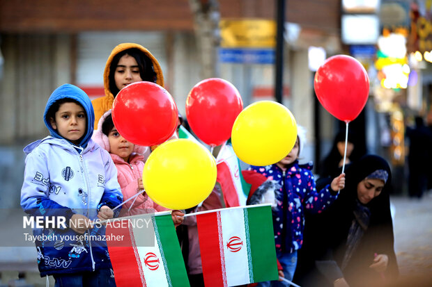 آیین افتتاحیه ۳۰امین جشنواره بین‌المللی تئاتر کودک و نوجوان همدان