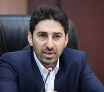 محمودی: ۹ هزار هنرمند صنایع‌دستی در مرکزی فعالیت می‌کنند