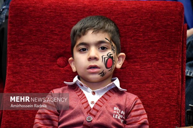 جشن لبخند در بیرجند