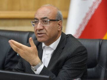 استاندار کرمانشاه: مبارزه با قاچاق نیازمند کار تیمی است