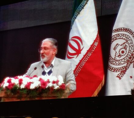 دانشجویان همواره عضوی آگاه از جامعه هستند