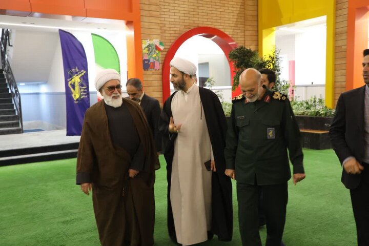 مروی: سپاه الگویی برای سرعت و کیفیت در ساخت مدارس است