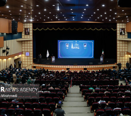 دانشجو باید شریک توسعه ملی باشد