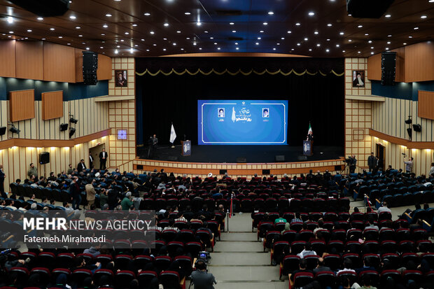 مراسم گرامیداشت روز دانشجو با حضور رئیس جمهور