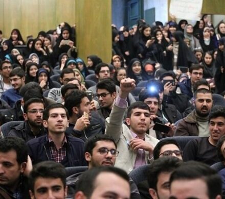 برگزاری مراسم روز دانشجو در گرگان