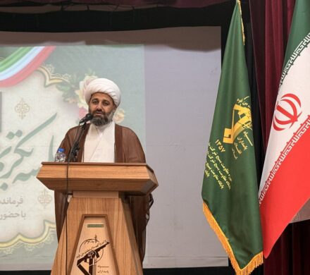 امام جمعه خارگ: پاسداری از اصول و مبانی انقلاب وظیفه‌ای همگانی است