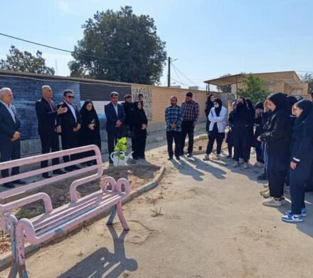 مراسم کاشت نهال در بندرریگ برگزار شد