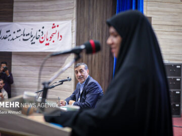 نشست صمیمانه دانشجویان با معاون اجرایی رئیسجمهور در مشهد