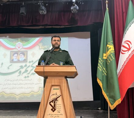 فرمانده سپاه خارگ: فعالیتهای فرهنگی و اجتماعی در جزیره گسترش مییابد