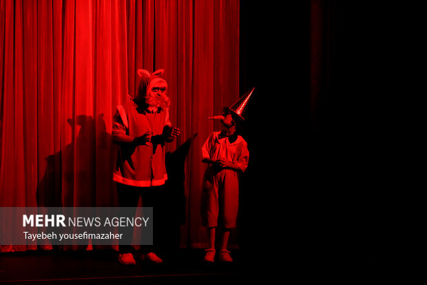 اجرای نمایش «پینوکیو» در جشنواره بین‌المللی تئاتر کودک‌ و نوجوان همدان