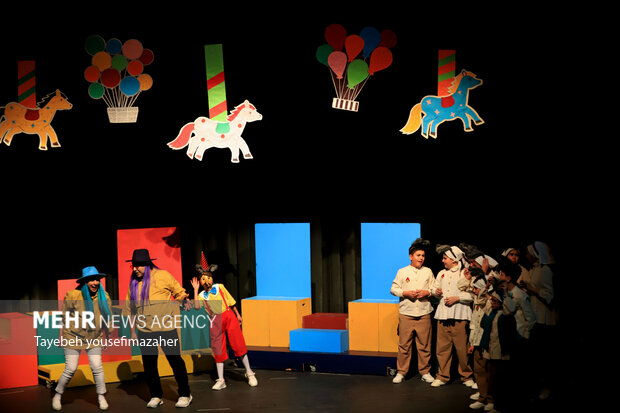 اجرای نمایش «پینوکیو» در جشنواره بین‌المللی تئاتر کودک‌ و نوجوان همدان