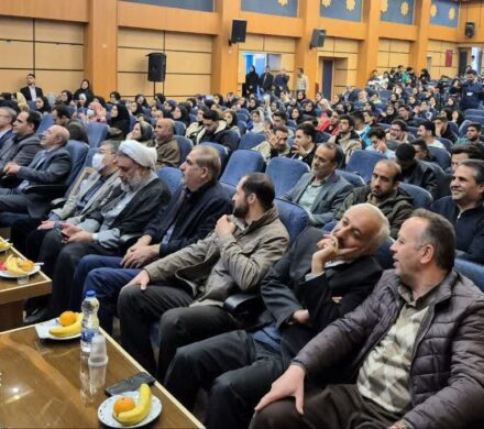 امرایی: قیام ۱۶ آذر فضای خفقان پس از کودتا را شکست