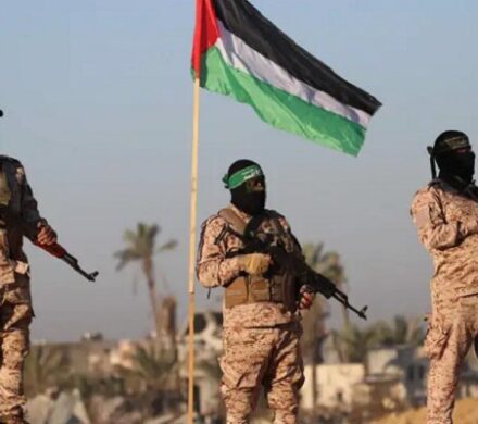 تسلیم شدن ۸ شبه نظامی مورد حمایت رژیم اشغالگر به مقامات امنیتی غزه