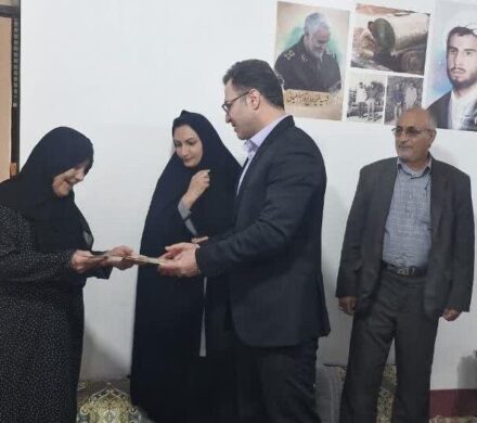 فرماندار تنگستان: شهدا ستونهای استوار تعالی جامعه هستند