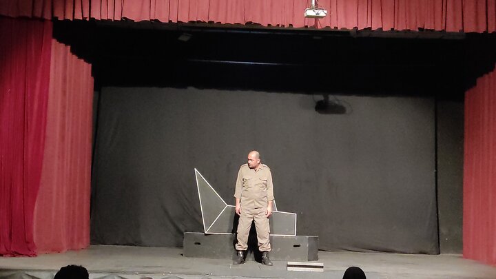 اجرای نمایش «سگ هار» در نوشهر