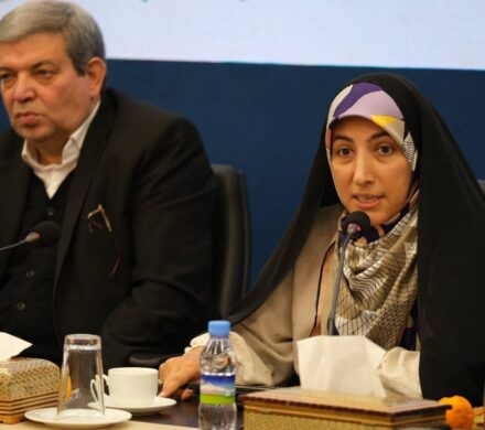 بهروز آذر: رفع موانع شکوفایی زنان را مأموریت قطعی خود میدانیم